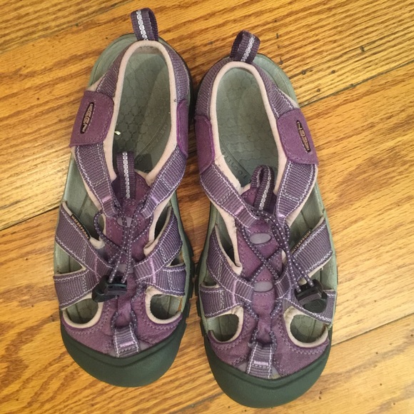 keen sandals purple